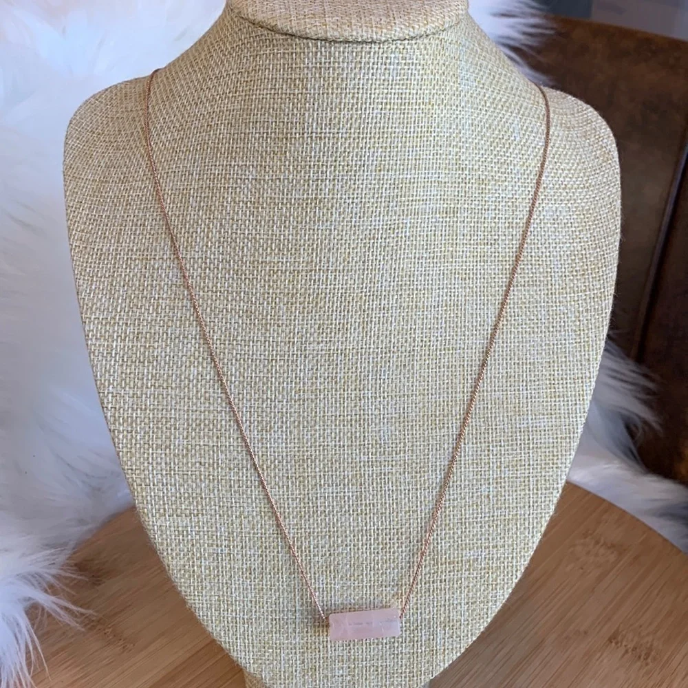 Rose Quartz Rose Gold Tone Rope Chain Cylinder Stone Slide Pendant Necklace
